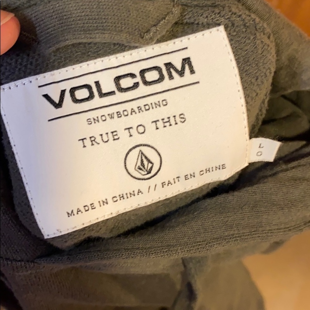 Volcom Sweatshirt - Picture 2 of 4